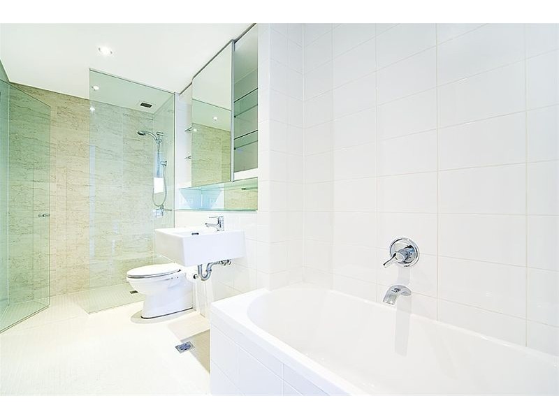 205/7  Sterling Circuit, Camperdown NSW 2050