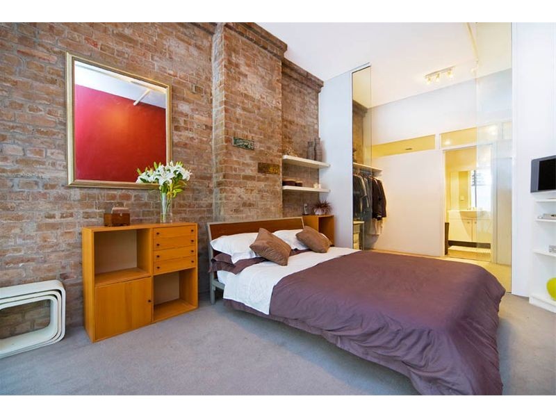 8/2  Cardigan Lane, Camperdown NSW 2050