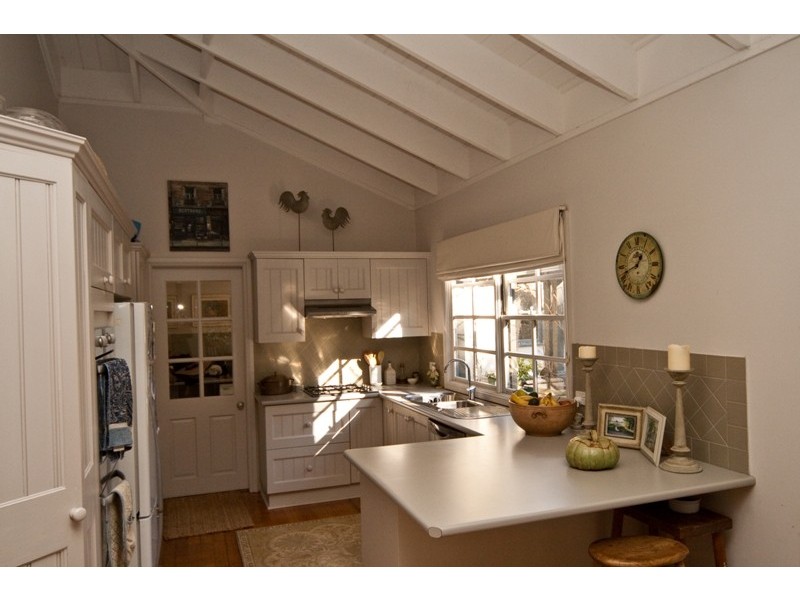 12 Devonshire Road AUCTION  Sat 29th August at 1.00pm, Robertson NSW 2577