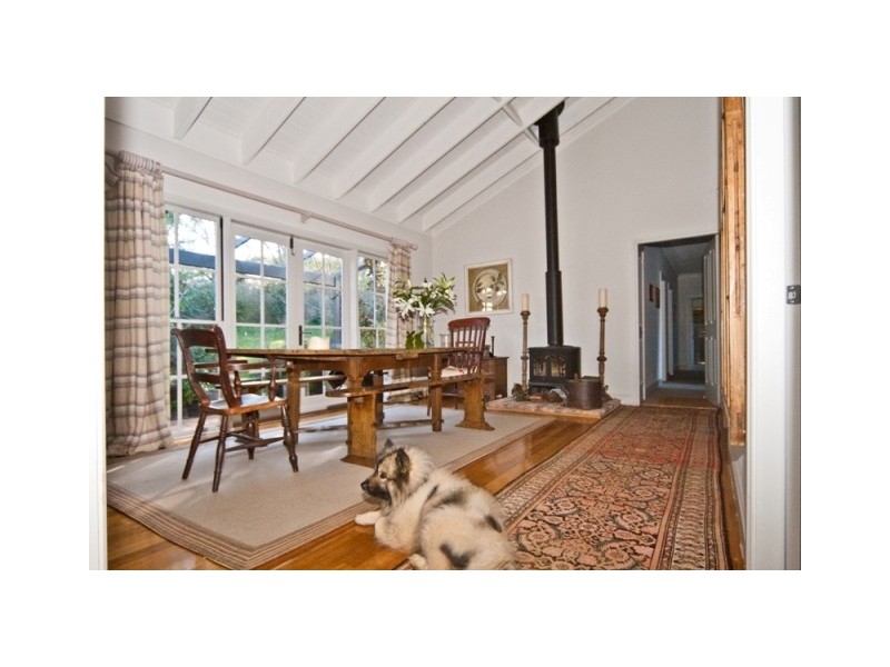 12 Devonshire Road AUCTION  Sat 29th August at 1.00pm, Robertson NSW 2577