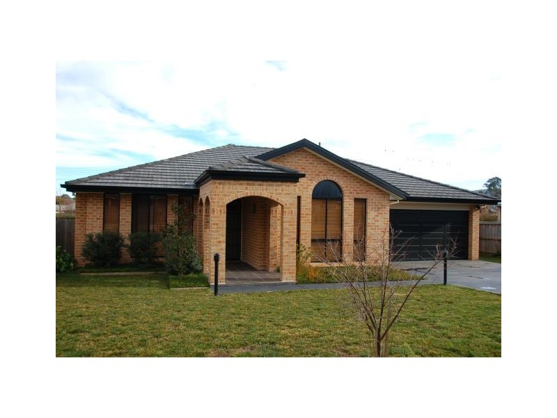 56 Kingsbury Circuit, Bowral NSW 2576