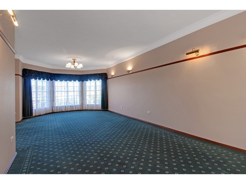 44 Highland Drive, Bowral NSW 2576