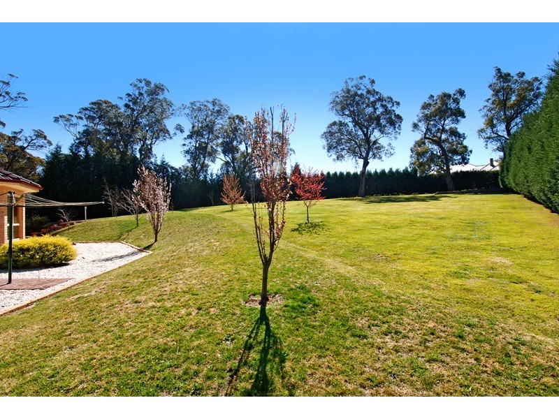 44 Highland Drive, Bowral NSW 2576