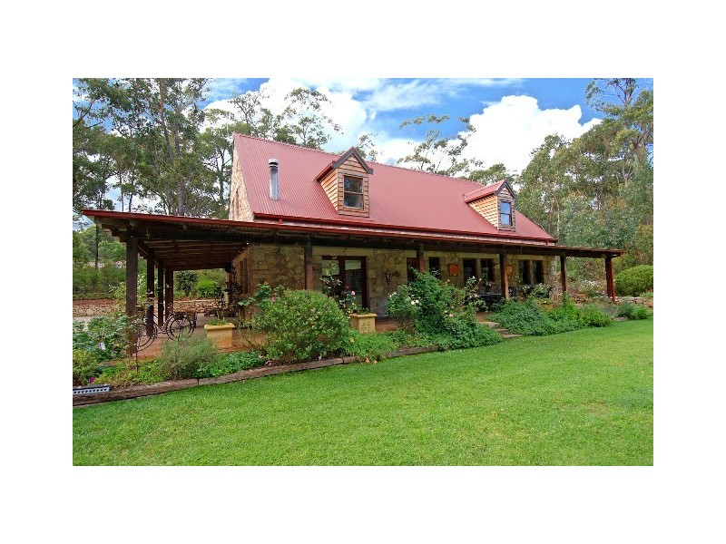 33 Azalea Street, Colo Vale NSW 2575