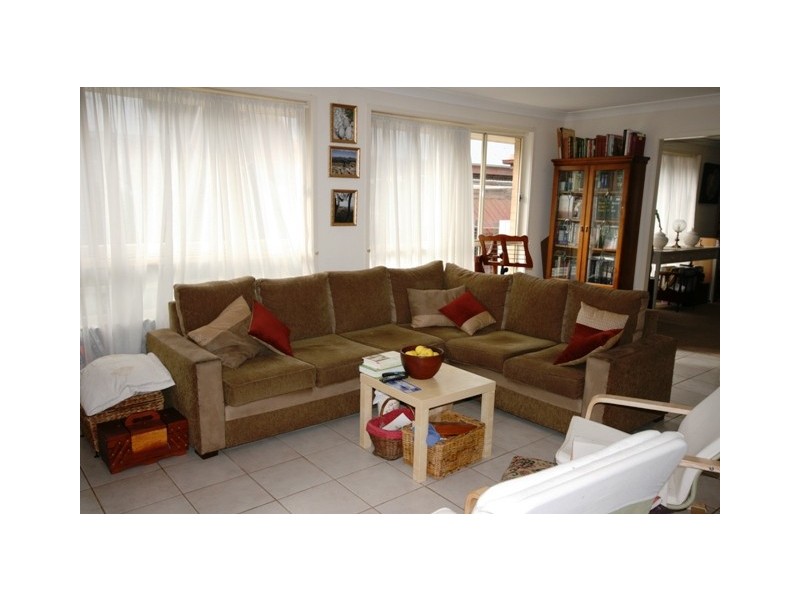 28 Charlotte Street OPEN Saturday 24th April & 1st May 11.00am-11.45am, Robertson NSW 2577