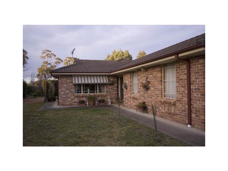 9 Links Place, Willow Vale NSW 2575