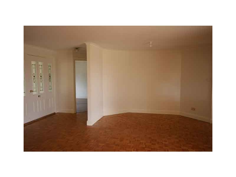 Manchester Square NSW 2577