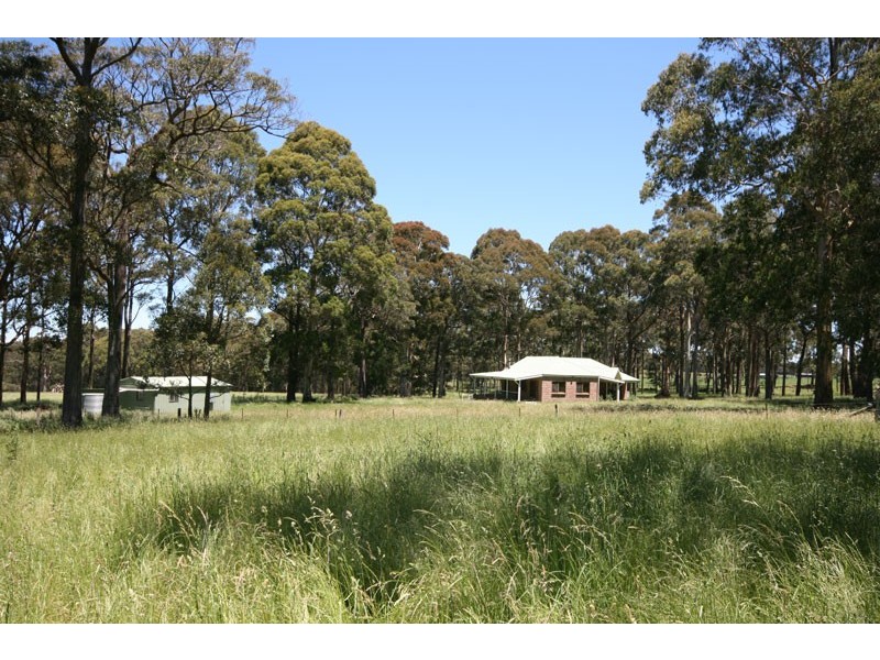 Cambridge Park Wallaby Hill Rd, Robertson NSW 2577