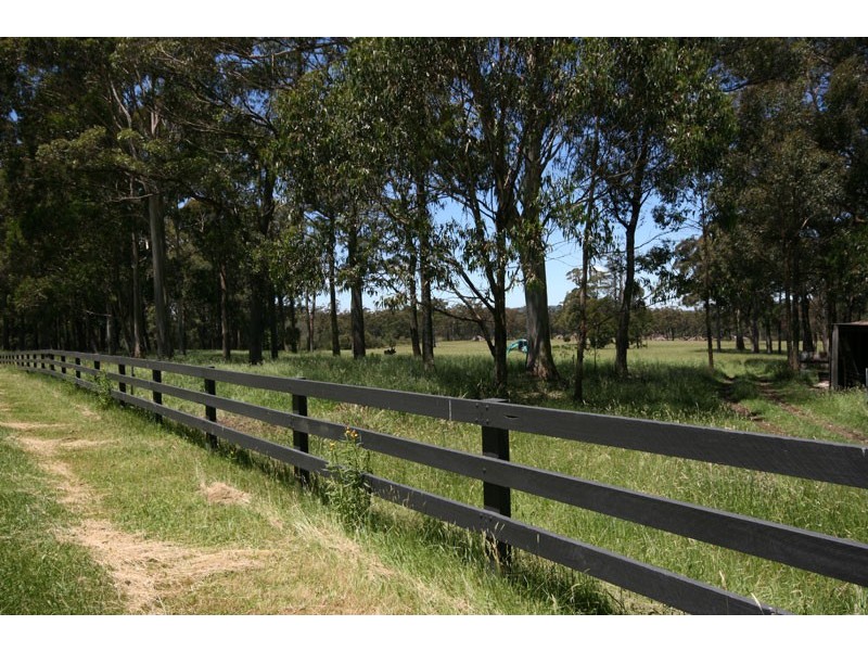 Cambridge Park Wallaby Hill Rd, Robertson NSW 2577
