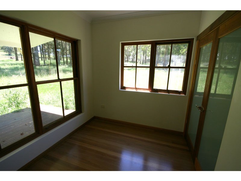 Cambridge Park Wallaby Hill Rd, Robertson NSW 2577