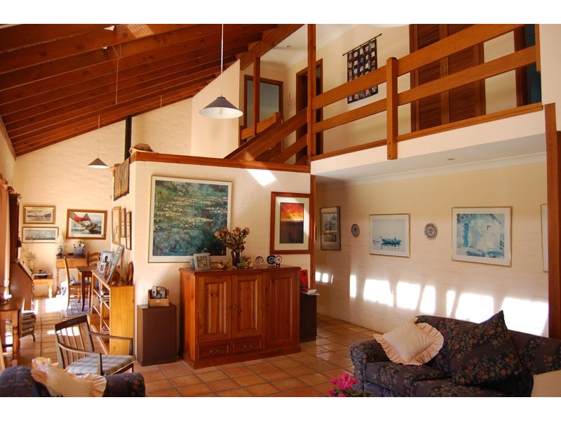 . Moresby Hill Farm, Robertson NSW 2577