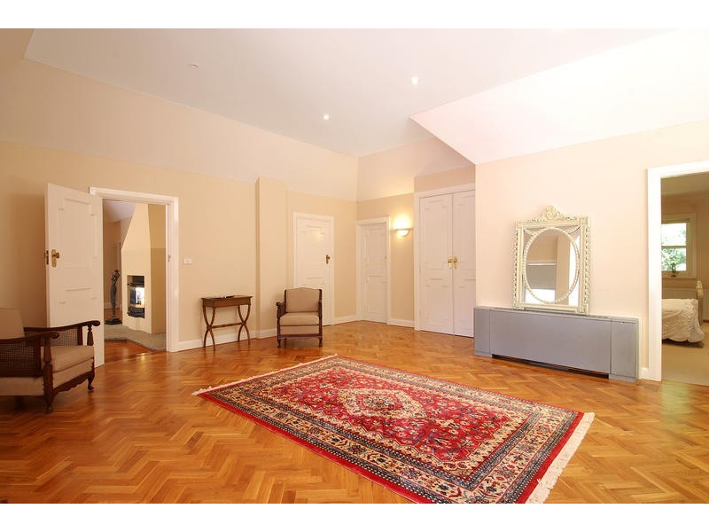 10 Eridge Park Road, Burradoo NSW 2576