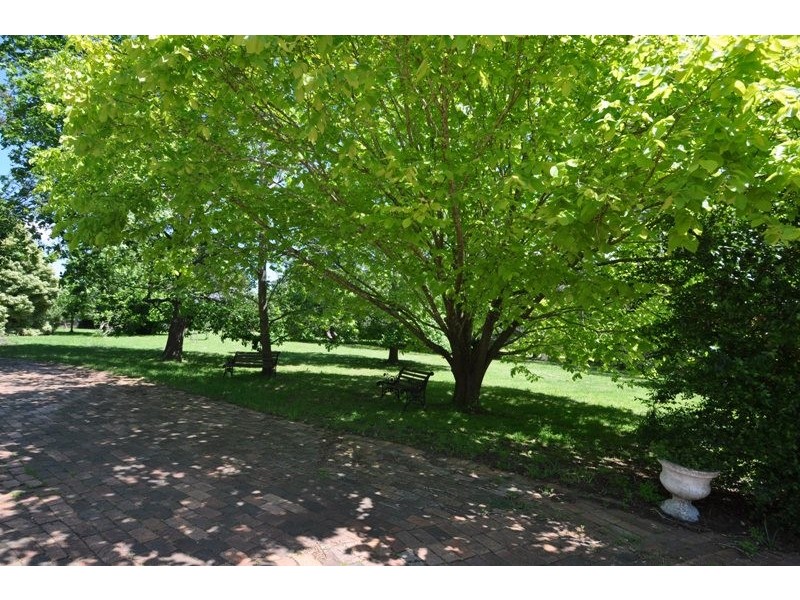 10 Eridge Park Road, Burradoo NSW 2576