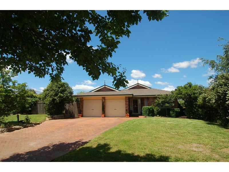 6 Dumfries Place OPEN Saturday 26th February & 5th March 11:00am-11:45am, Bowral NSW 2576
