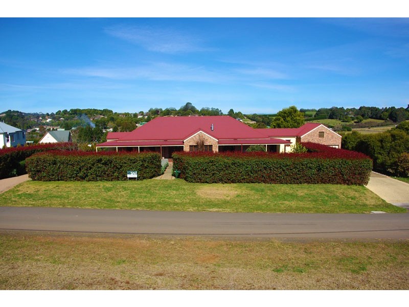 5 May Street, Robertson NSW 2577