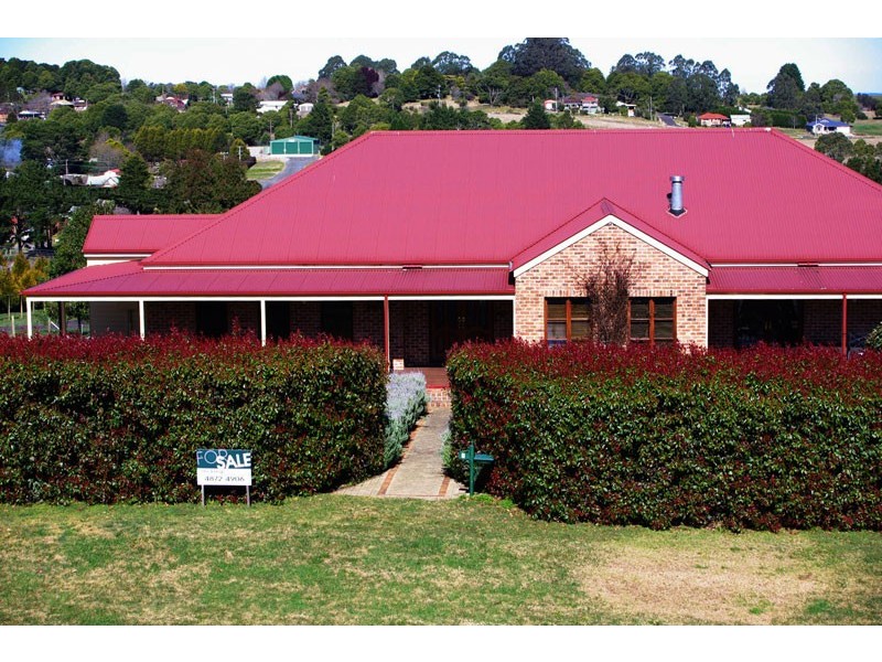 5 May Street, Robertson NSW 2577