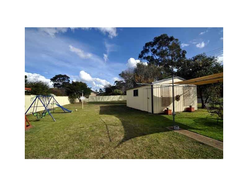 7 Badgery Street, Braemar NSW 2575