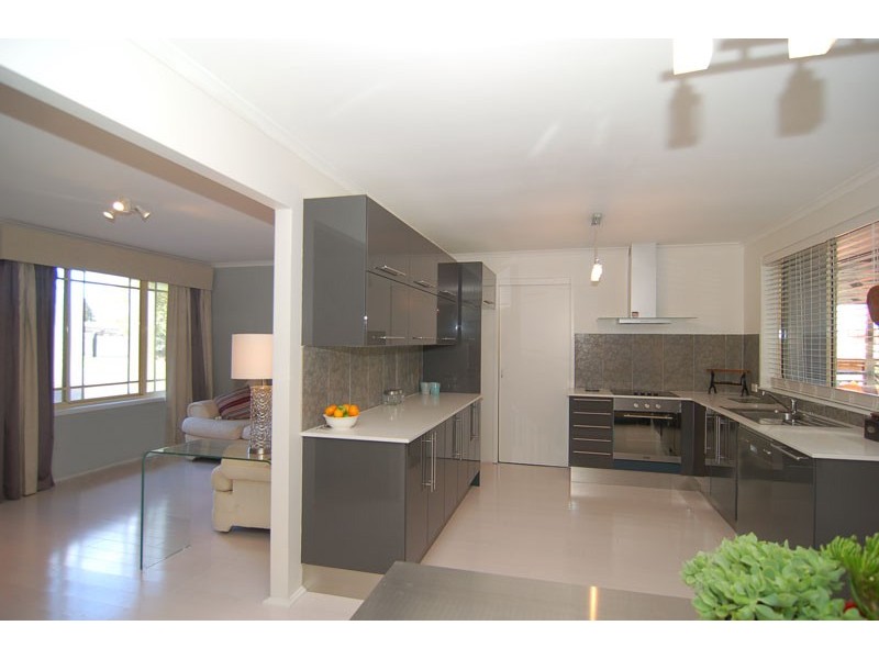 5 Bronwyn Place OPEN Saturday 30th July & 6 August 11:00am-11:45am, Bowral NSW 2576