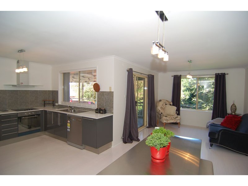 5 Bronwyn Place OPEN Saturday 30th July & 6 August 11:00am-11:45am, Bowral NSW 2576