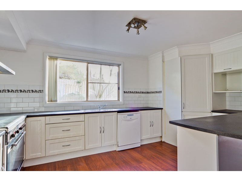 33 South Street OPEN Saturday 19th & 26th Nov 11:00am-11.45am, Robertson NSW 2577