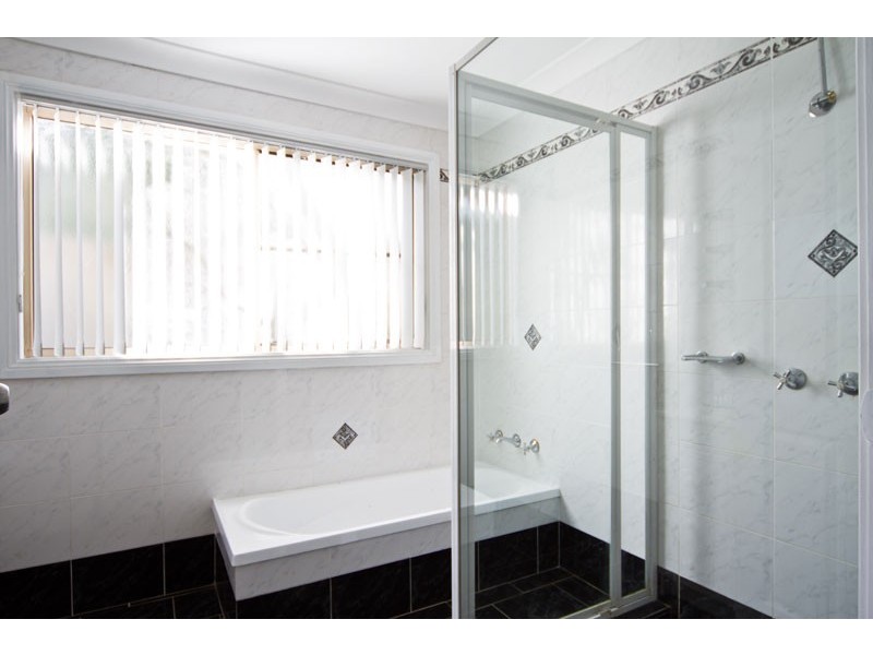 33 South Street OPEN Saturday 19th & 26th Nov 11:00am-11.45am, Robertson NSW 2577