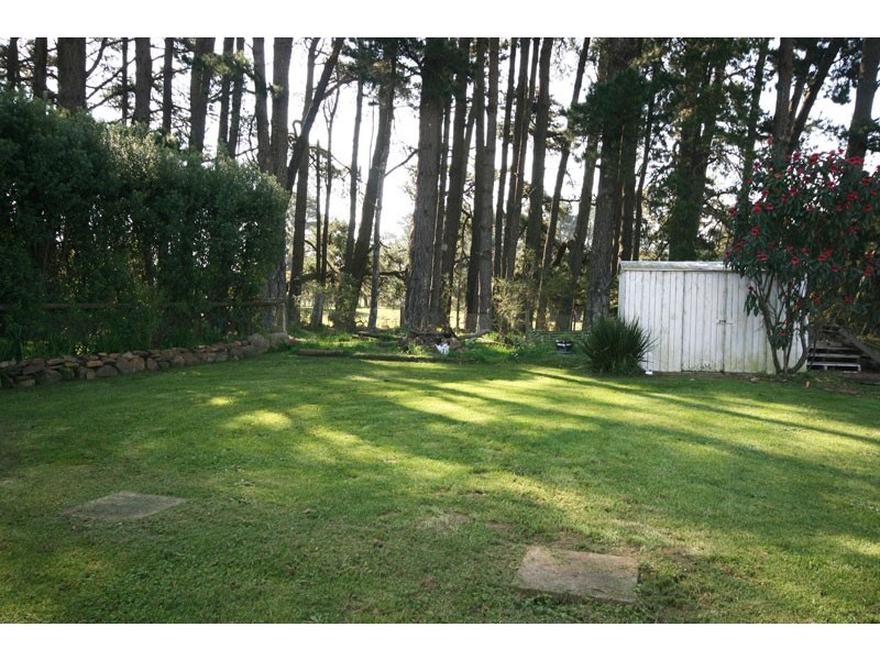 42 The Old Road, Robertson NSW 2577