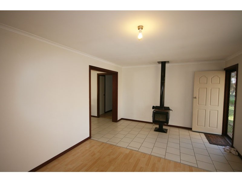 42 The Old Road, Robertson NSW 2577