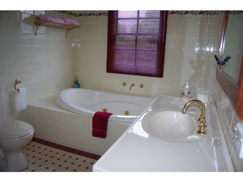 5 May Street, Robertson NSW 2577