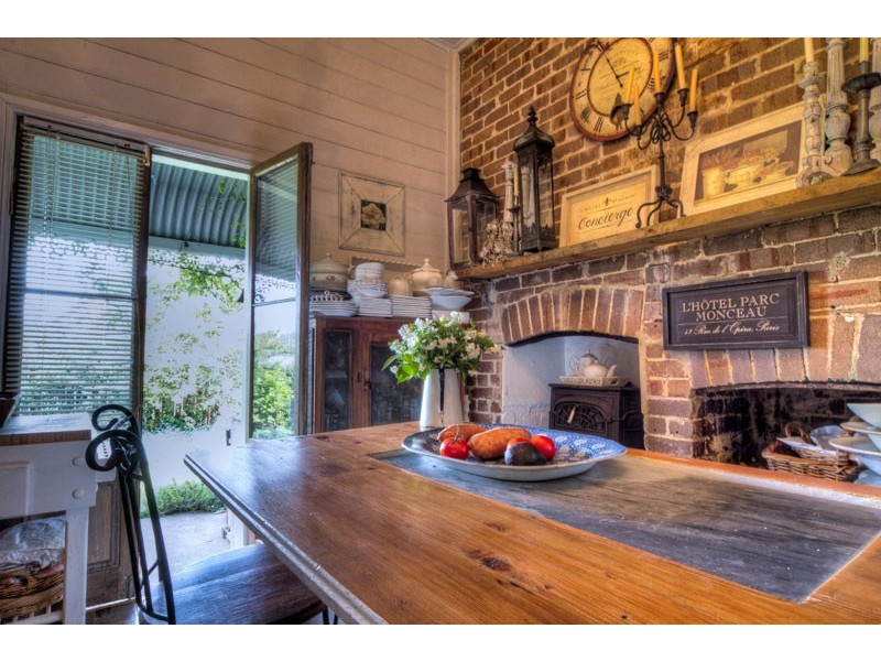 1 Hoddle Street, Robertson NSW 2577