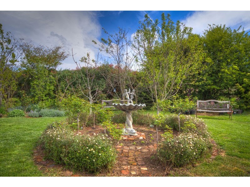 1 Hoddle Street, Robertson NSW 2577