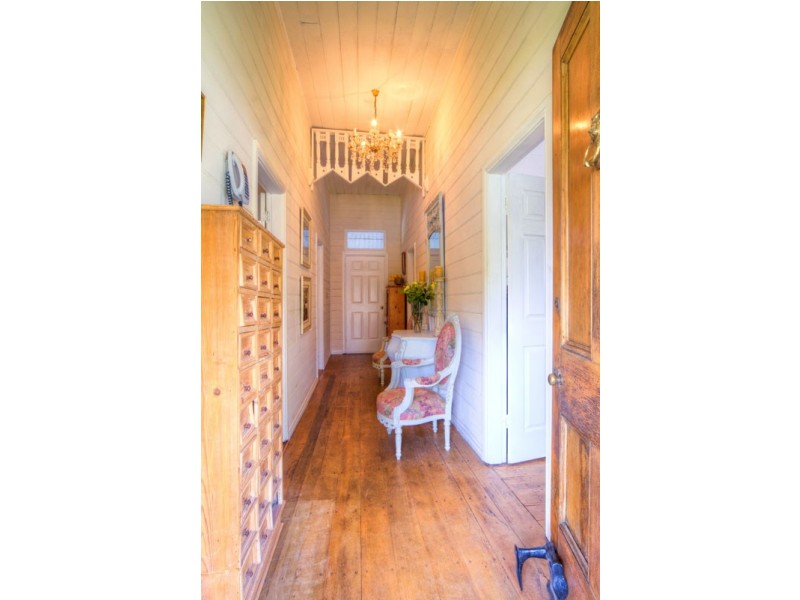 1 Hoddle Street, Robertson NSW 2577