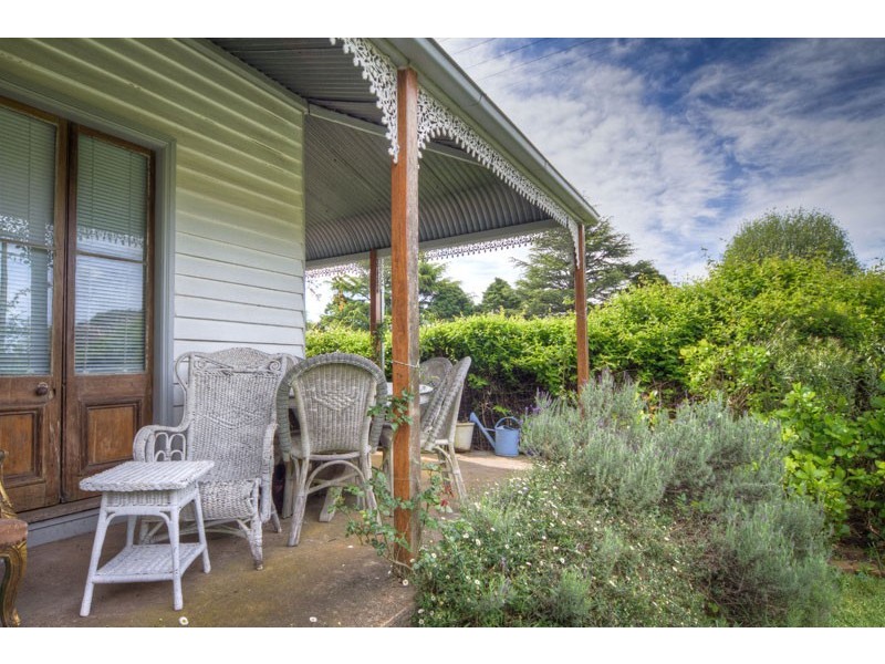 1 Hoddle Street, Robertson NSW 2577