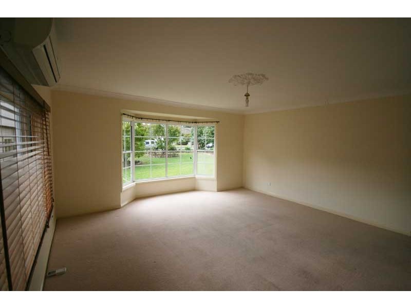 13 Retford Road, Bowral NSW 2576