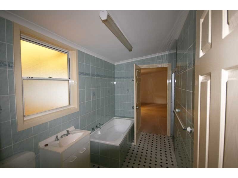 13 Retford Road, Bowral NSW 2576