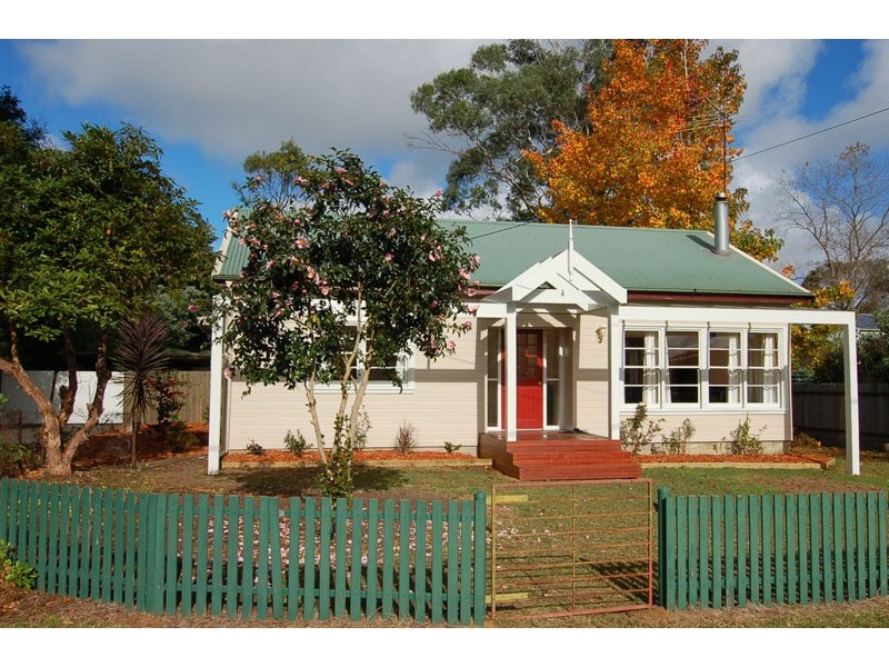 1 Knowles Road, Aylmerton NSW 2575