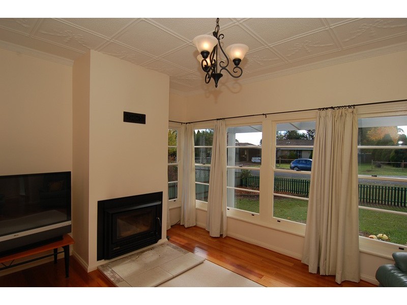 1 Knowles Road, Aylmerton NSW 2575