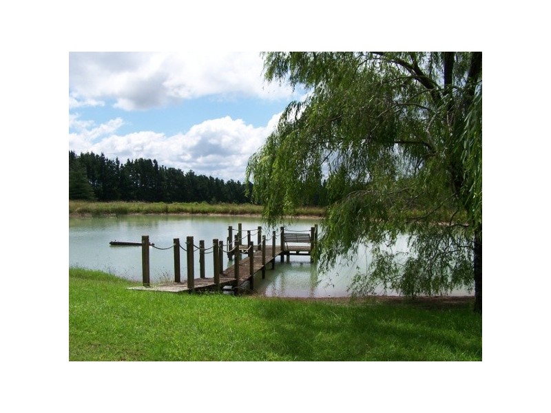 11 Church Street, Burrawang NSW 2577