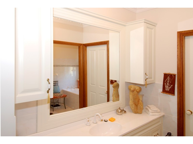 23  Lilac Avenue OPEN Sat. 15th & 22nd Sept, 1pm-1.45pm, Bowral NSW 2576