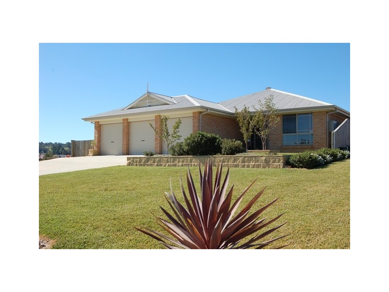 7  Bren Place OPEN 24th & 31st May 1pm – 1:30pm, Bowral NSW 2576