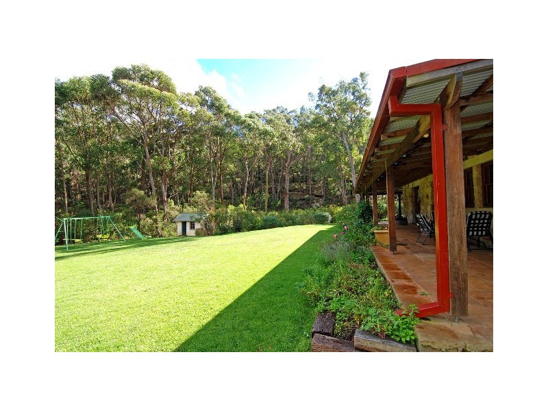33  Azalea, Colo Vale NSW 2575