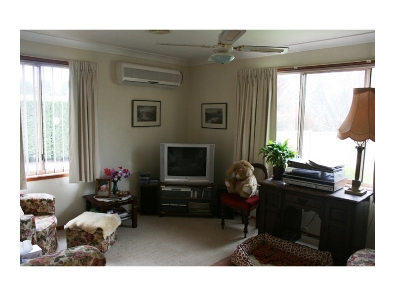 2 Cherry Lane OPEN HOUSE Sat 31st Jan & 7th Feb  11-11:45am, Bowral NSW 2576