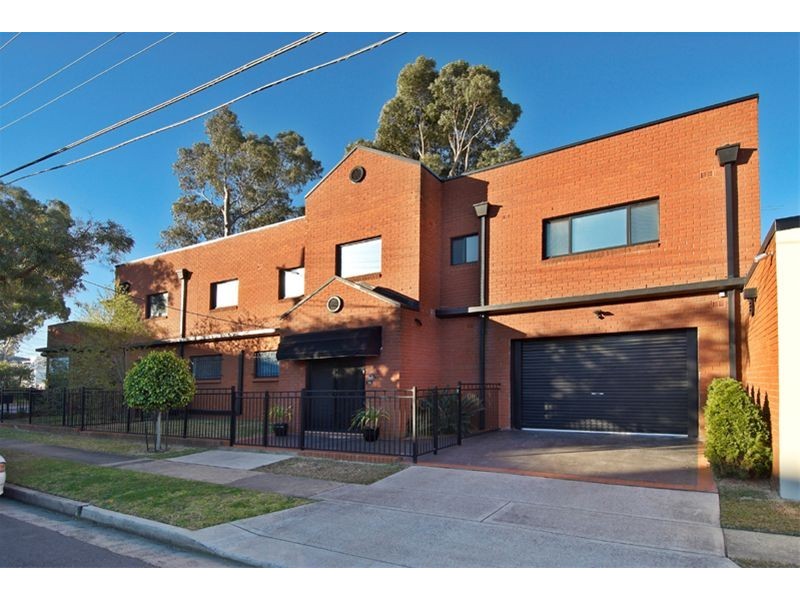17a  Tennyson Road, Mortlake NSW 2137