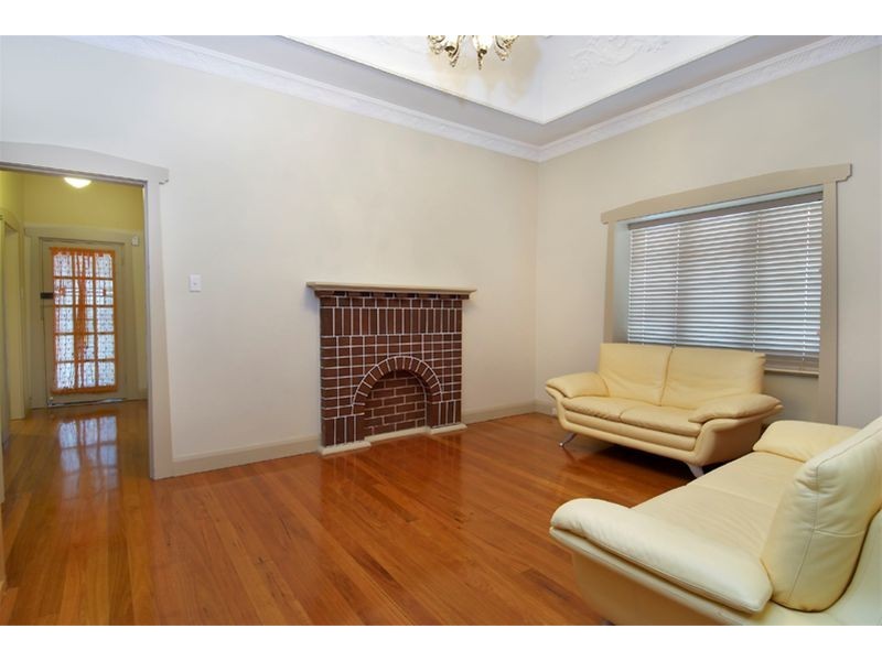18  Finch Avenue, Concord NSW 2137