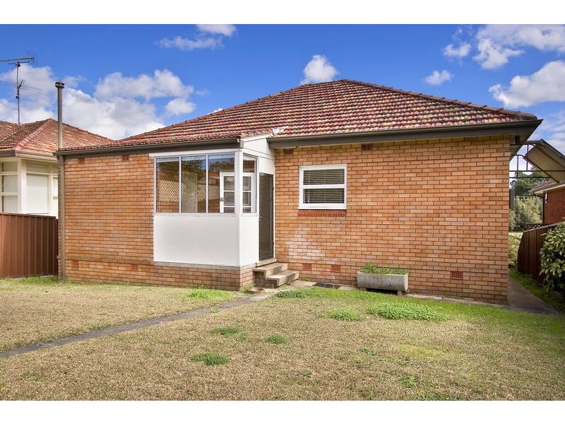 6 Rhonda Place, Concord NSW 2137
