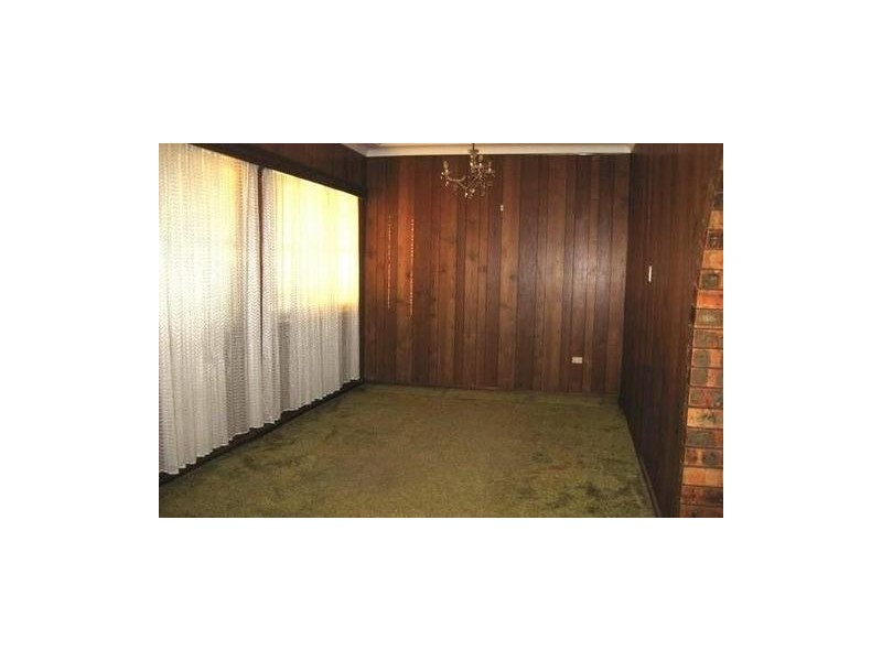 2a  Moore Street, Cabarita NSW 2137