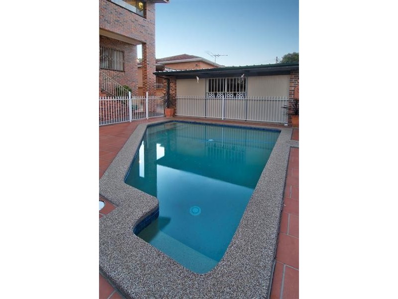 5  Elphinstone Street, Cabarita NSW 2137