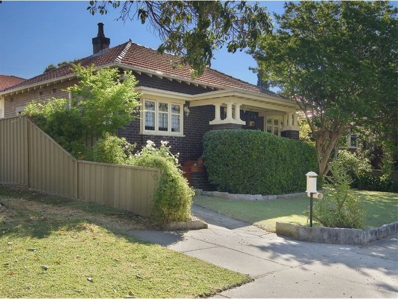 2  Tulloch Avenue, Concord West NSW 2138