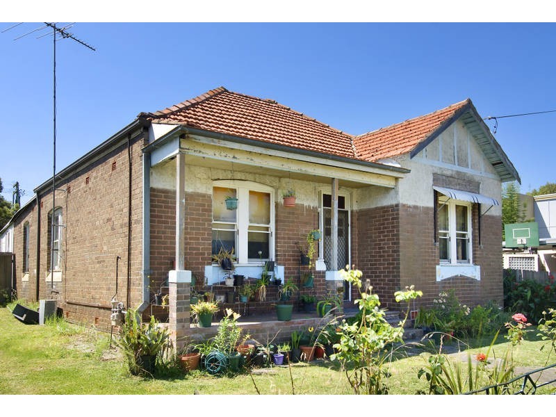 1  Van Hee Street, Concord NSW 2137