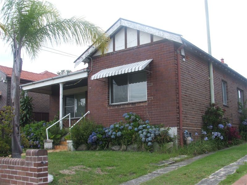 81  Correys Ave, Concord NSW 2137