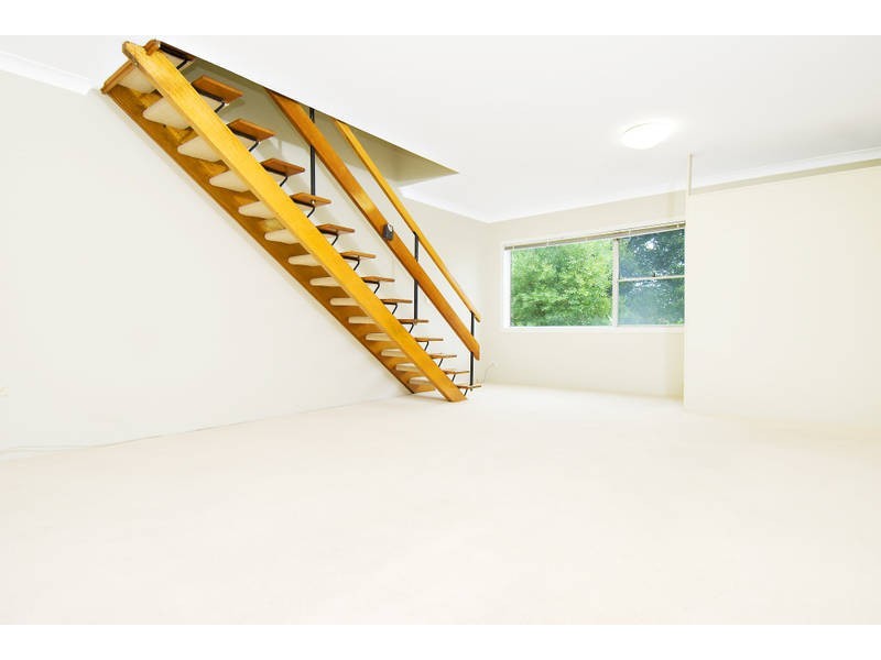 4/2  Greenlees Avenue, Concord NSW 2137